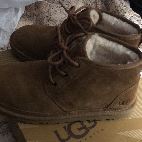 Ugg’s Boots (Mens) - Picture 2 of 3
